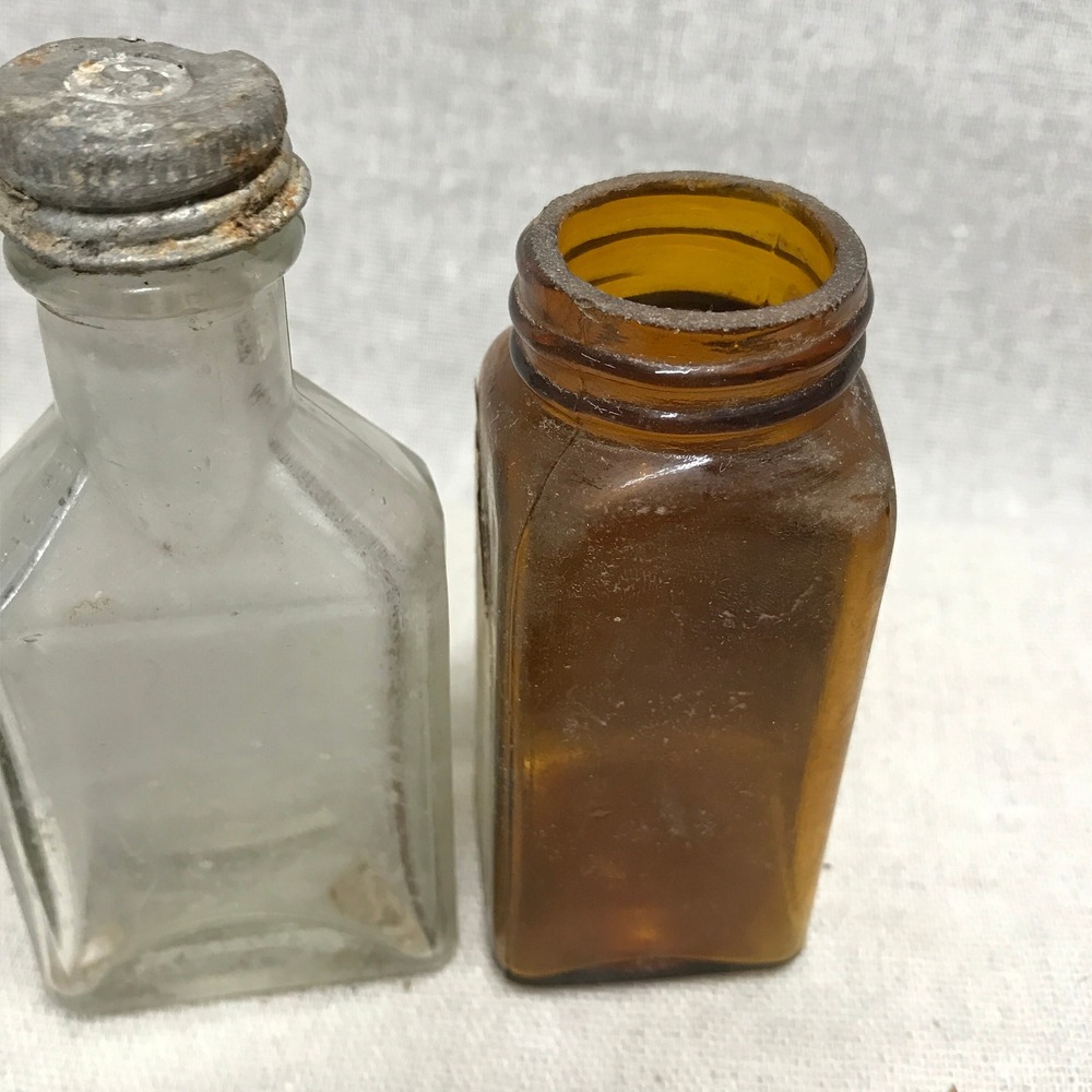 Vintage Apothecary Bottles, Cloudy Glass Vintage, Wedding‎ Decoration, Farmhouse - Picture 4 of 9